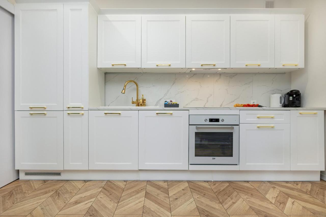 Beautiful One Bedroom Apartment Zamkowa By Rent Like Home Гданськ Екстер'єр фото